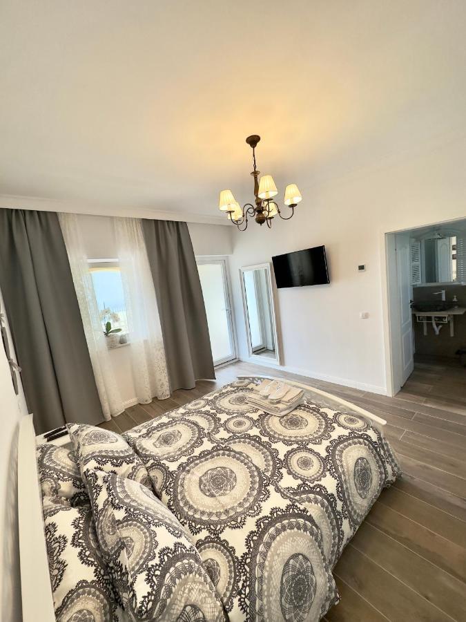 Bed and Breakfast Alma Rezidence Turda Esterno foto