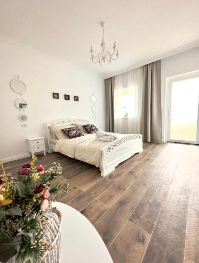 Bed and Breakfast Alma Rezidence Turda Esterno foto